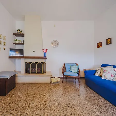 Сasa de vacaciones Casa Albertosa By Interhome *