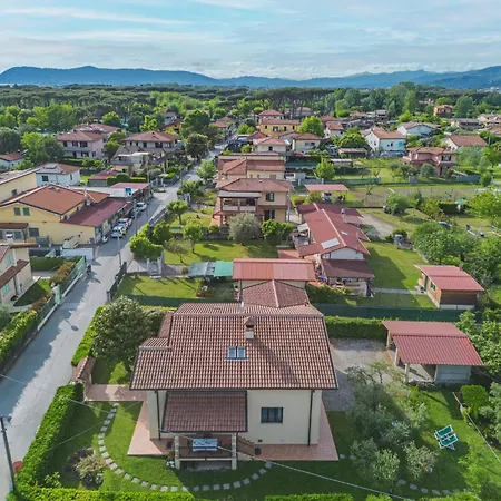 Casa Albertosa By Interhome Ferienhaus Marina di Massa