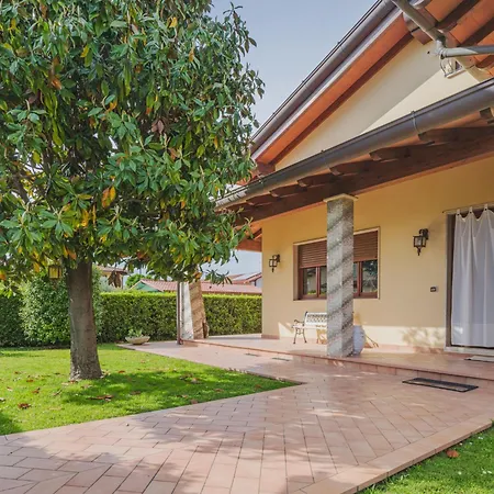 Casa Albertosa By Interhome * Marina di Massa